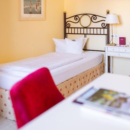 Hotel Duenenburg Westerland Zewnętrze zdjęcie