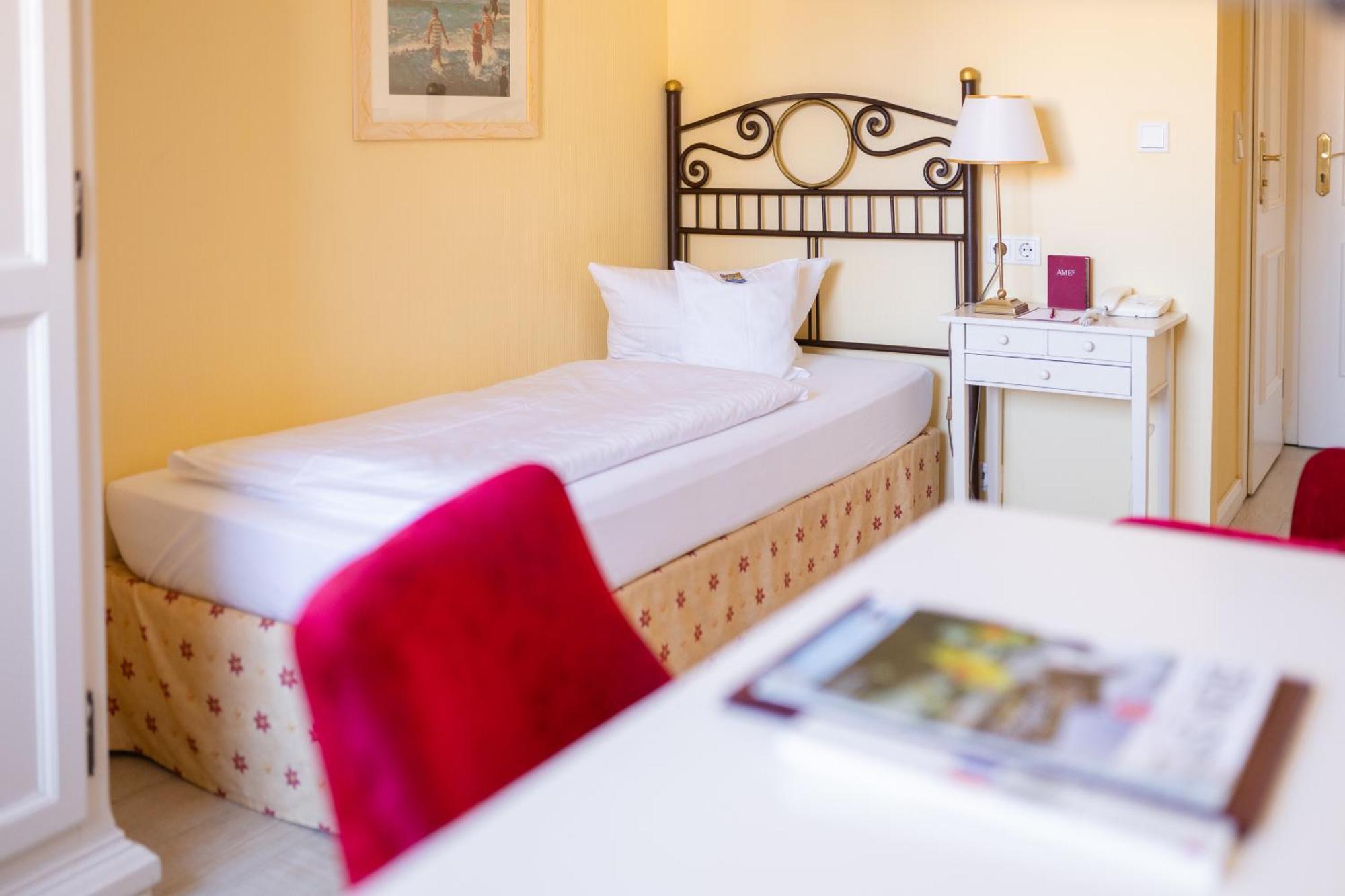 Hotel Duenenburg Westerland Zewnętrze zdjęcie