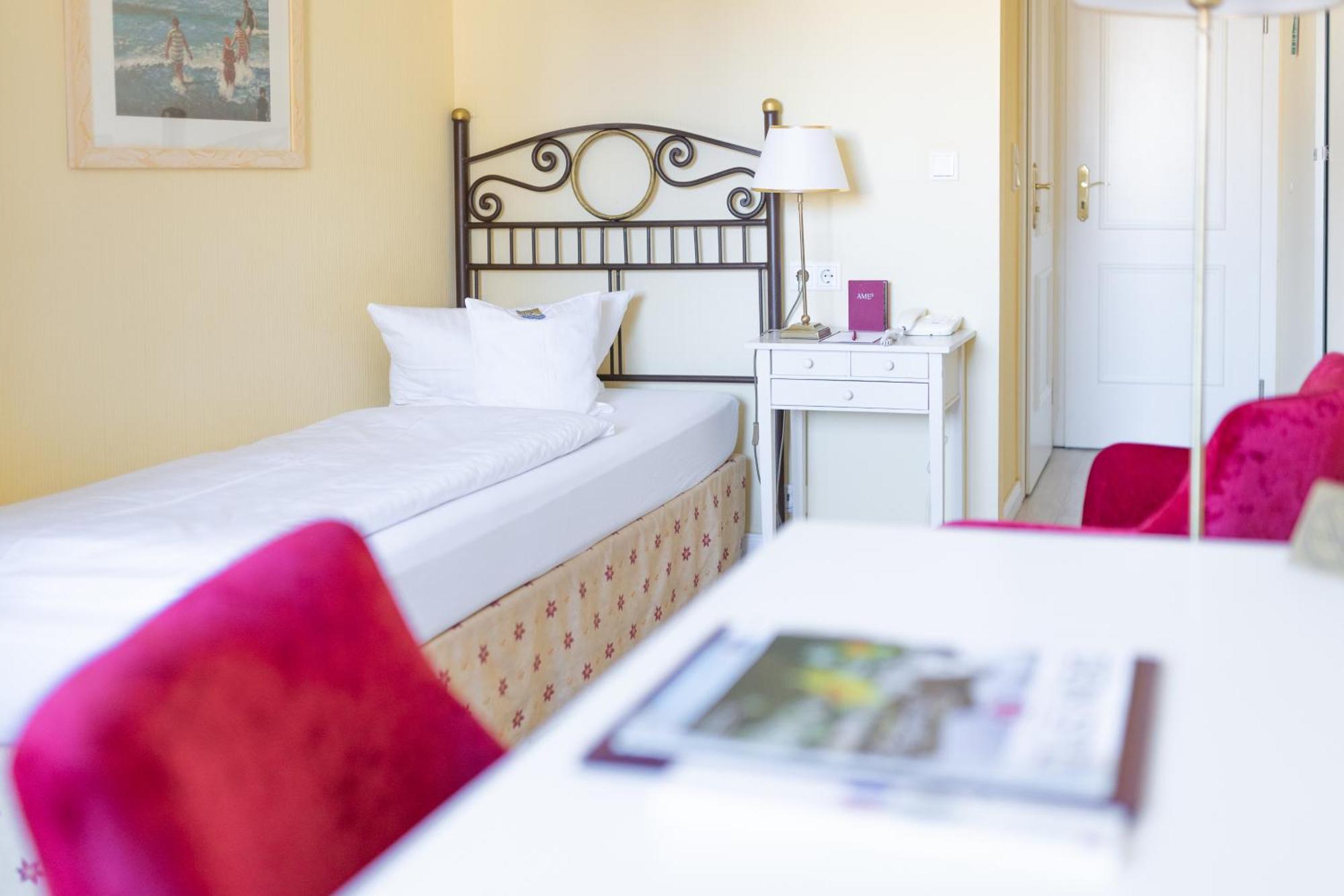Hotel Duenenburg Westerland Zewnętrze zdjęcie
