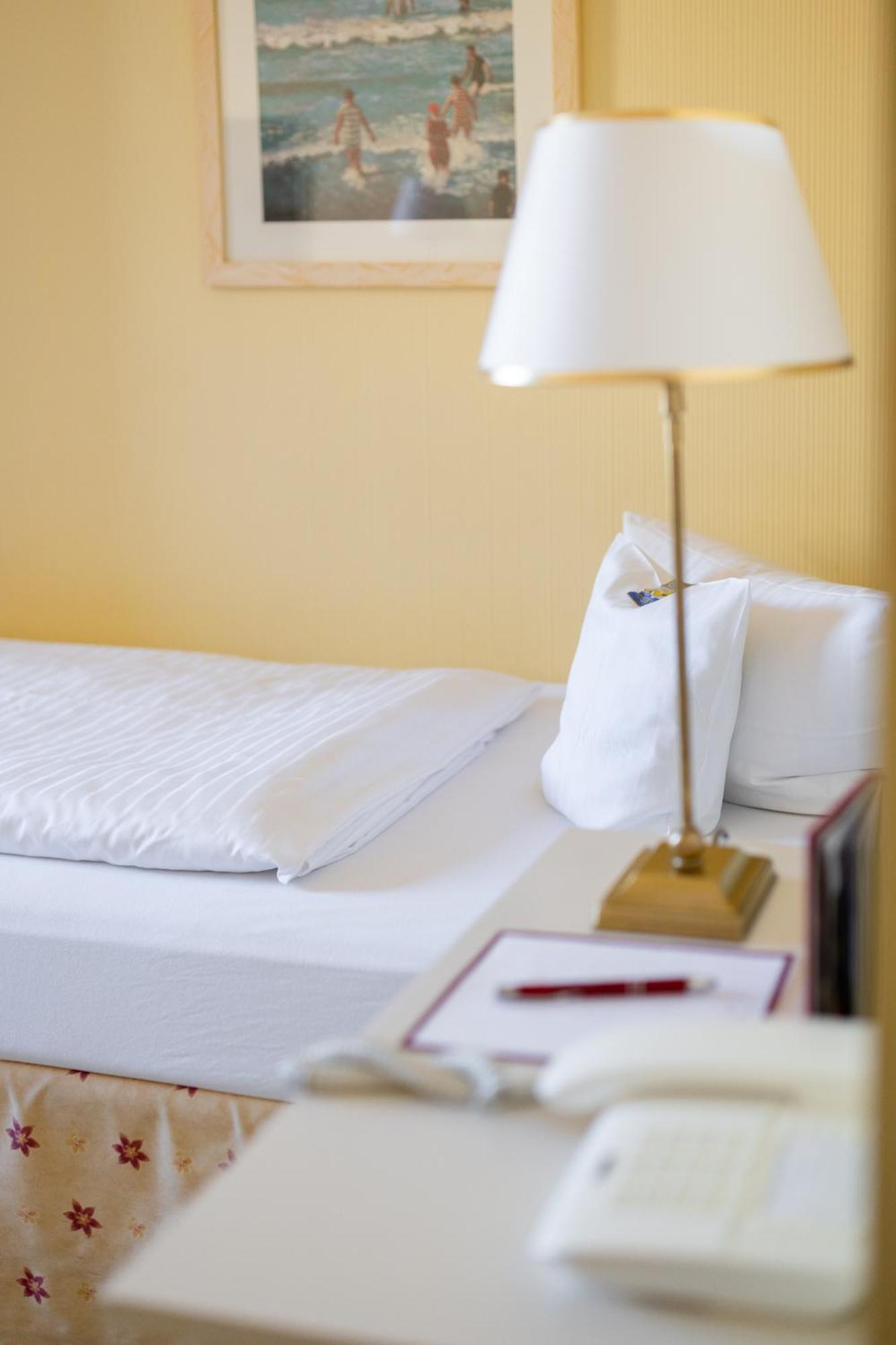 Hotel Duenenburg Westerland Zewnętrze zdjęcie