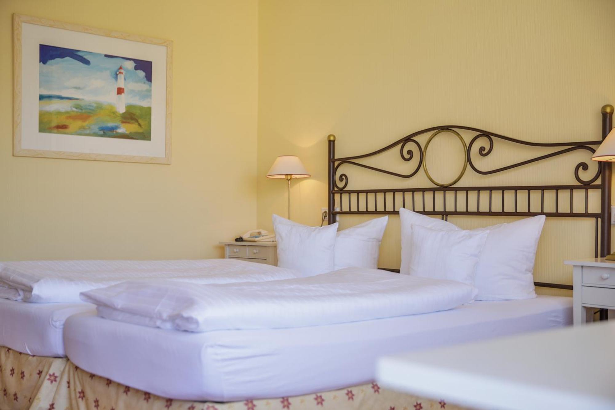 Hotel Duenenburg Westerland Zewnętrze zdjęcie